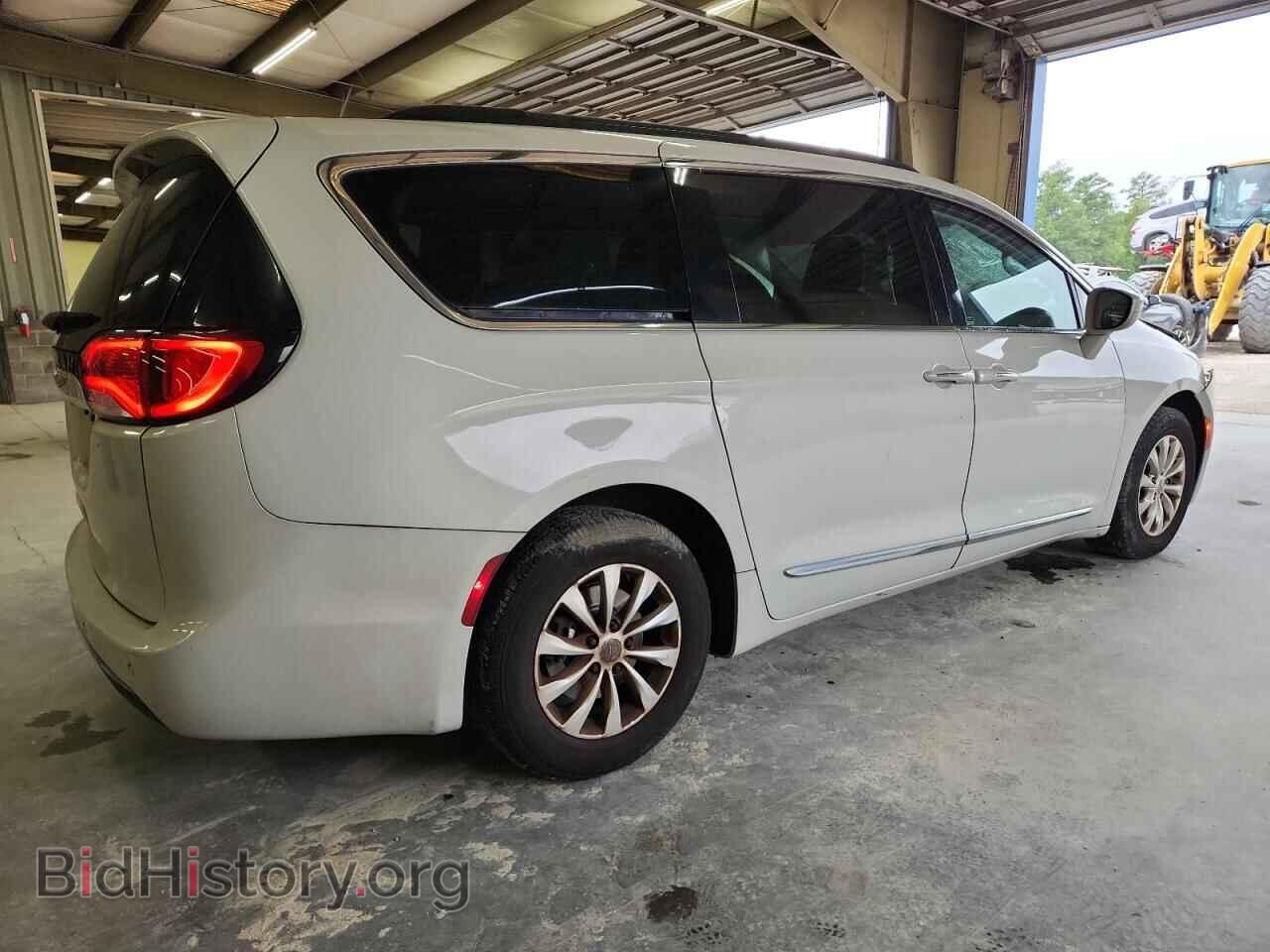 2017 CHRYSLER PACIFICA - VIN: 2C4RC1BG4HR745513 - Фото 3