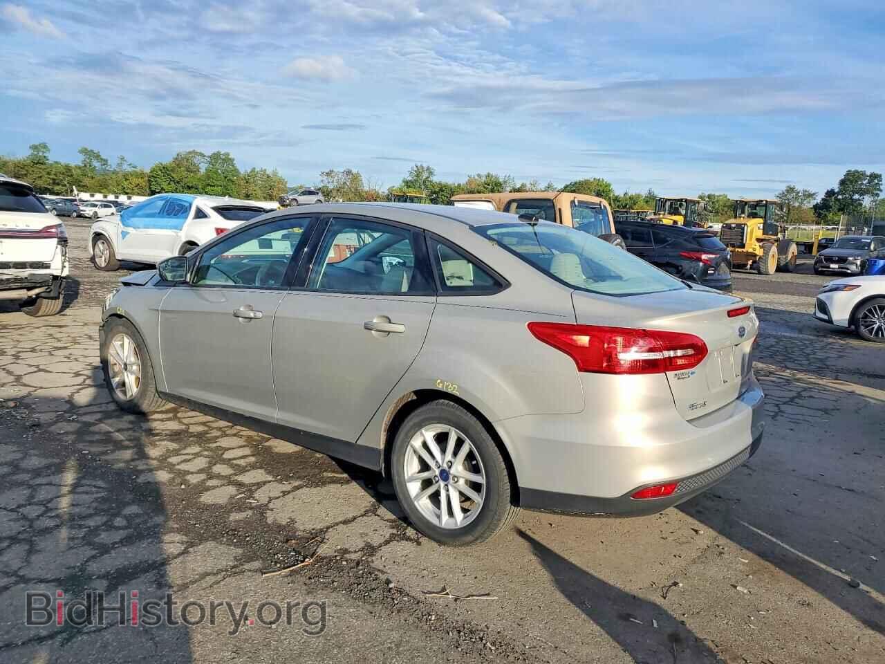2016 FORD FOCUS - VIN: 1FADP3F29GL385094 - Фото 2