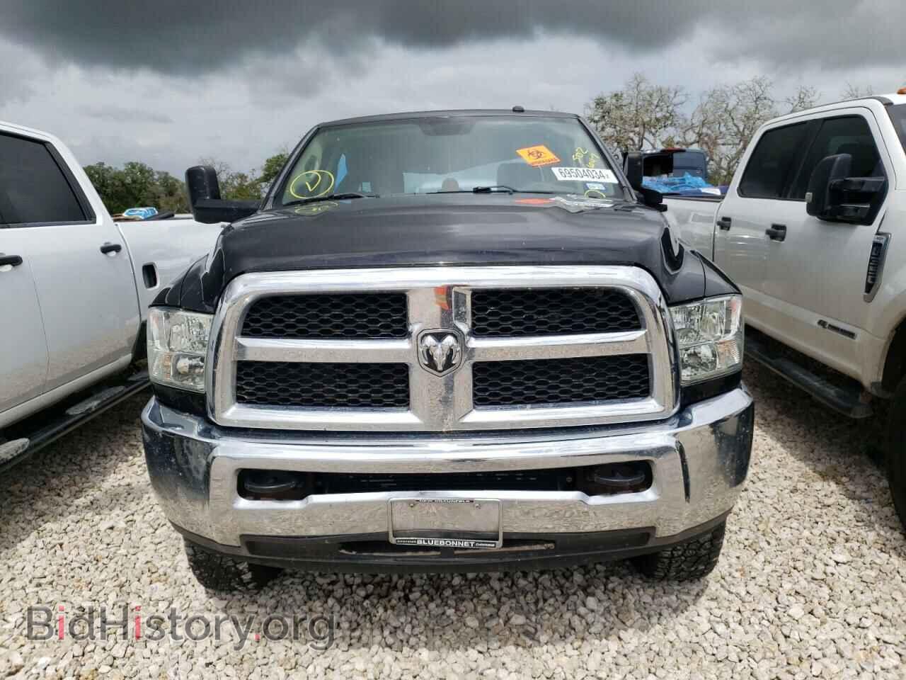2017 RAM All Models - VIN: 3C6UR5CL4HG502647 - Photo 5