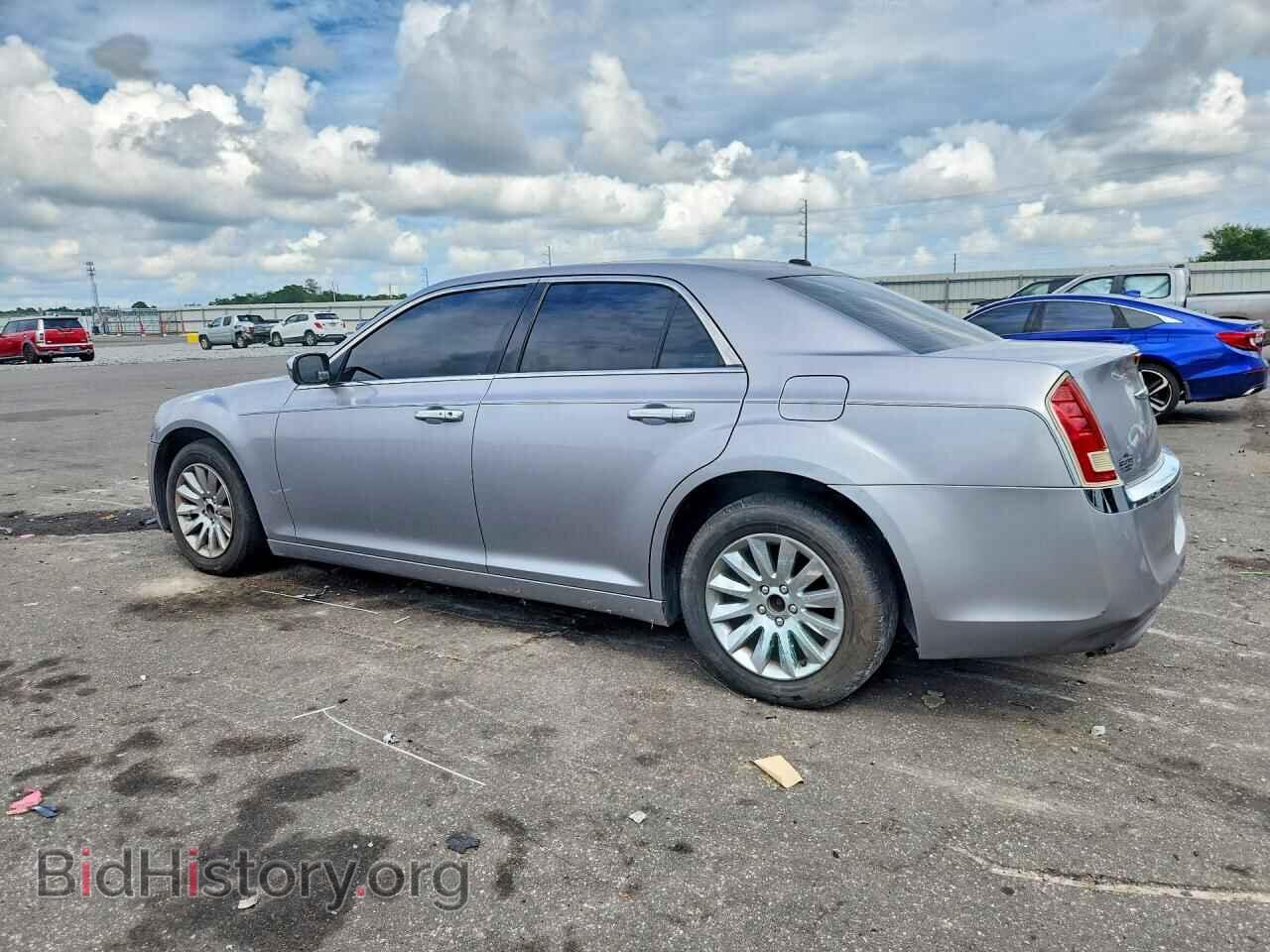 2014 CHRYSLER 300 - VIN: 2C3CCAAG7EH330098 - Photo 2