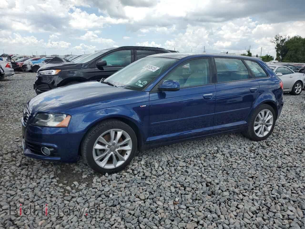 Фотография WAUBEAFMXBA097762 - AUDI A3 2011