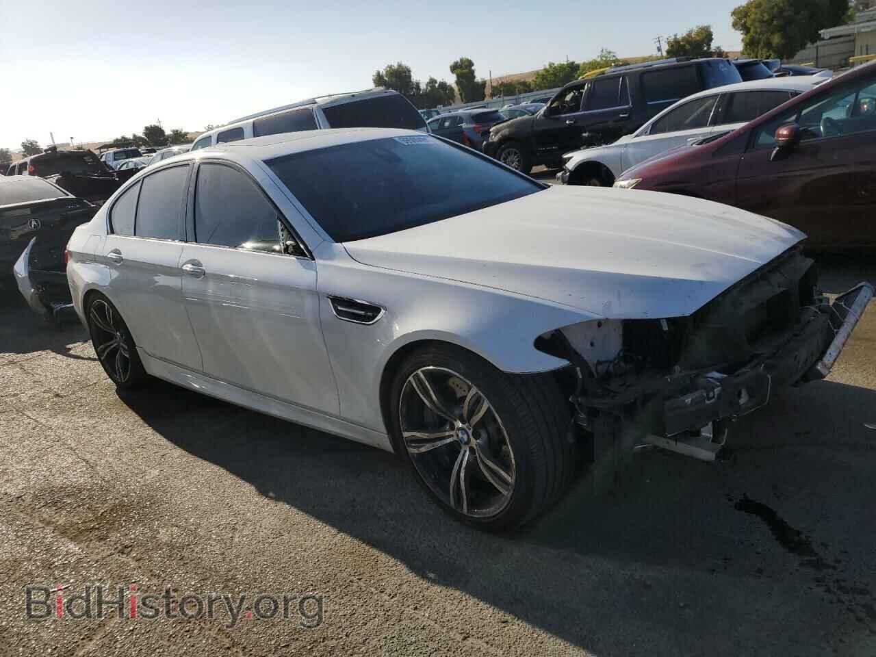 2015 BMW M5 - VIN: WBSFV9C55FD594540 - Фото 4