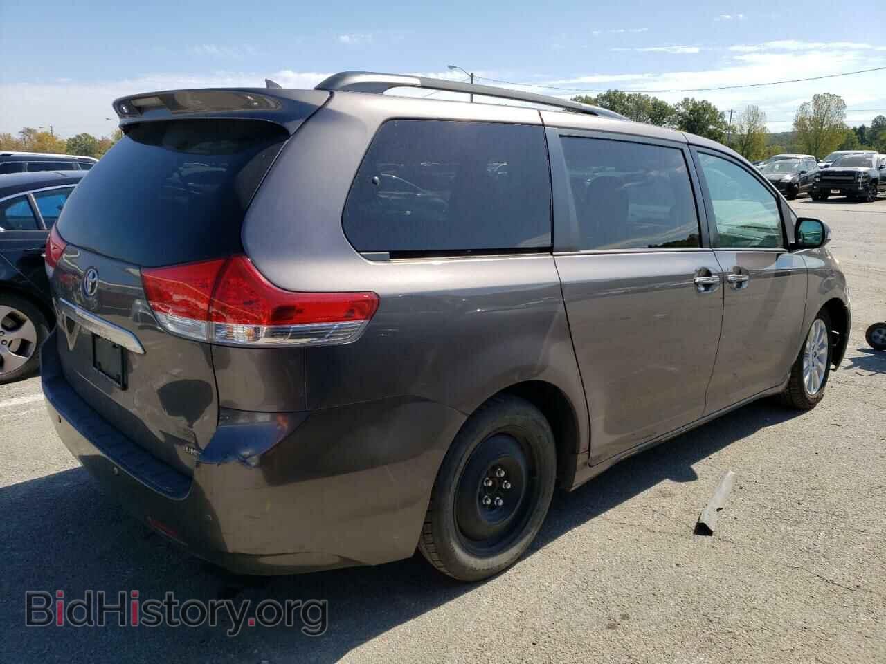 2013 TOYOTA All Models - VIN: 5TDYK3DC5DS357633 - Фото 3