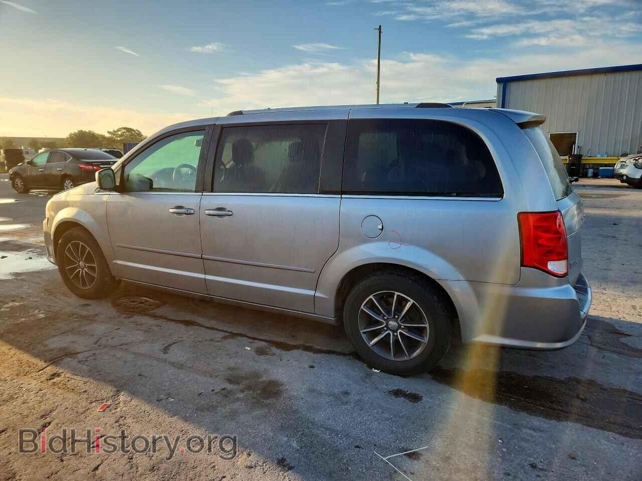 2017 DODGE CARAVAN - VIN: 2C4RDGCG2HR806923 - Фото 2