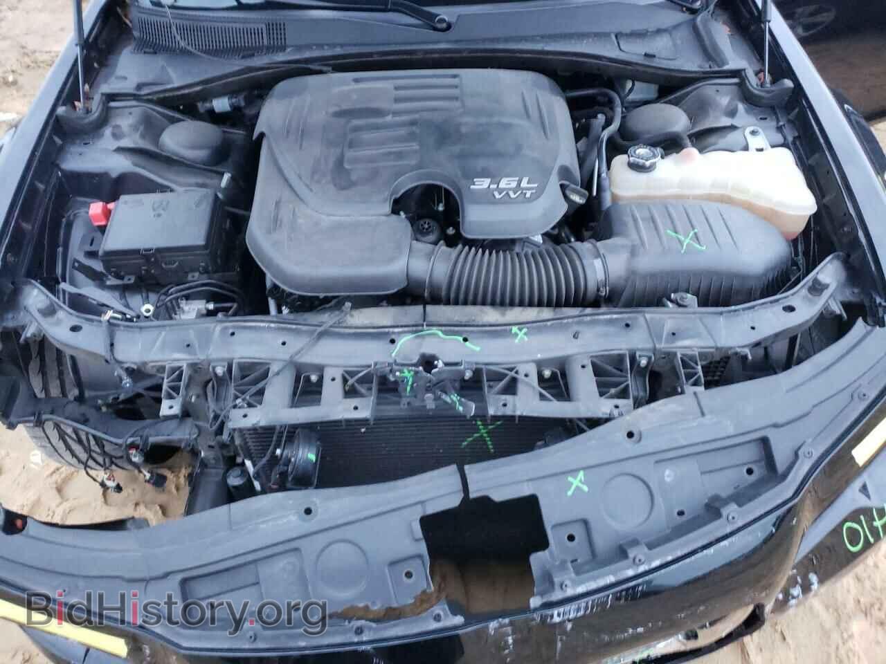 2019 CHRYSLER 300 - VIN: 2C3CCAEGXKH689628 - Фото 7
