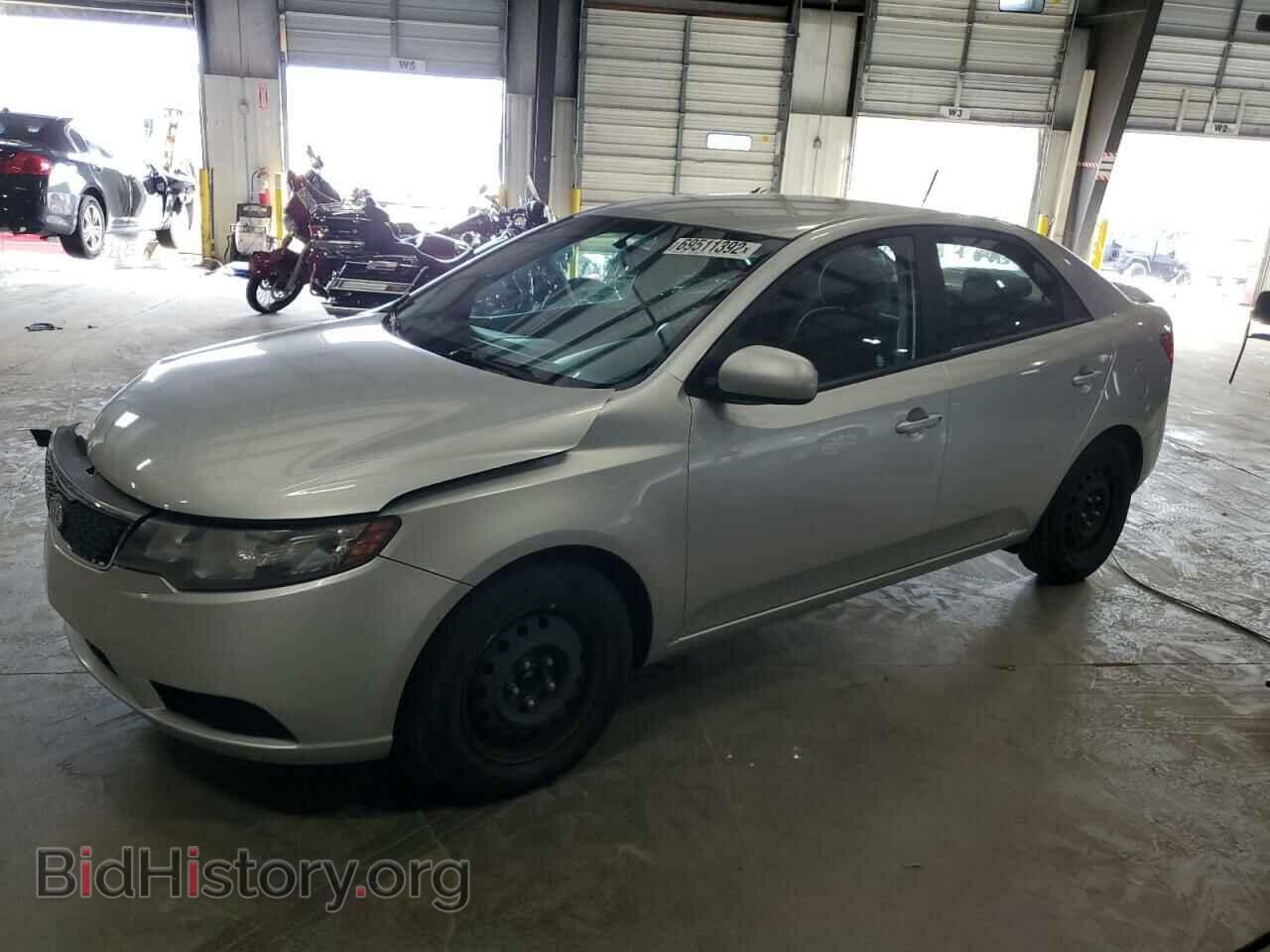 Фотография KNAFT4A24B5377622 - KIA FORTE 2011