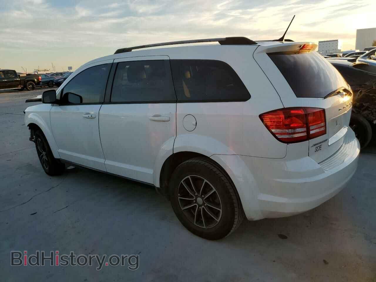 2017 DODGE JOURNEY - VIN: 3C4PDCAB3HT637905 - Фото 2