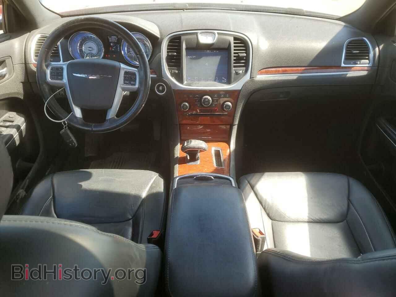 2013 CHRYSLER 300 - VIN: 2C3CCAAG3DH666779 - Фото 8