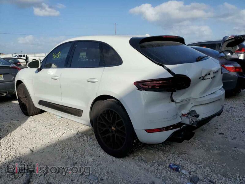 2017 Porsche MACAN (VIN WP1AG2A54HLB51194) — photo 2 of 12