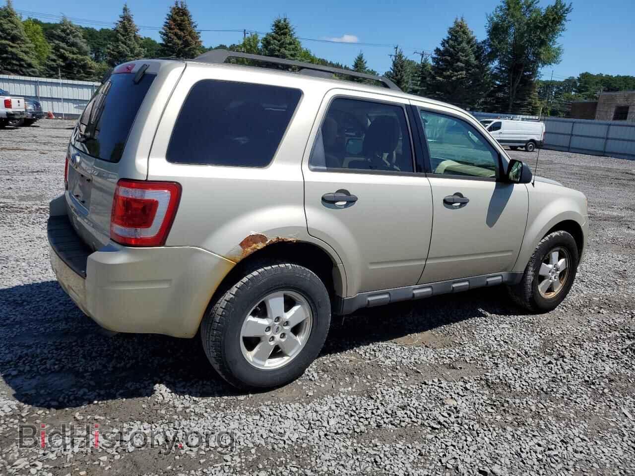 2011 FORD ESCAPE - VIN: 1FMCU9D73BKC58772 - Фото 3
