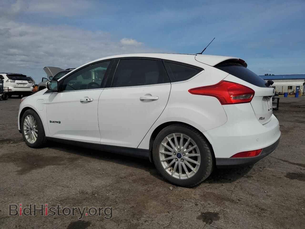 2017 FORD FOCUS - VIN: 1FADP3R40HL224437 - Photo 2