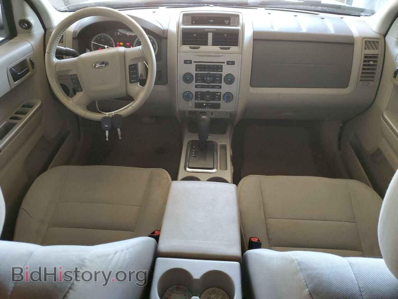 2011 FORD ESCAPE - VIN: 1FMCU0DG3BKB95068 - Фото 8
