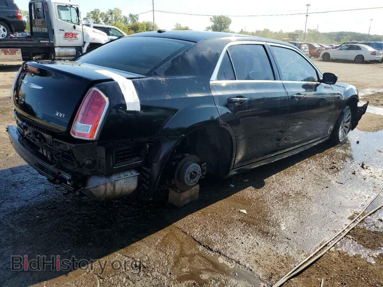 2014 CHRYSLER 300 - VIN: 2C3CCAAG9EH262015 - Фото 3