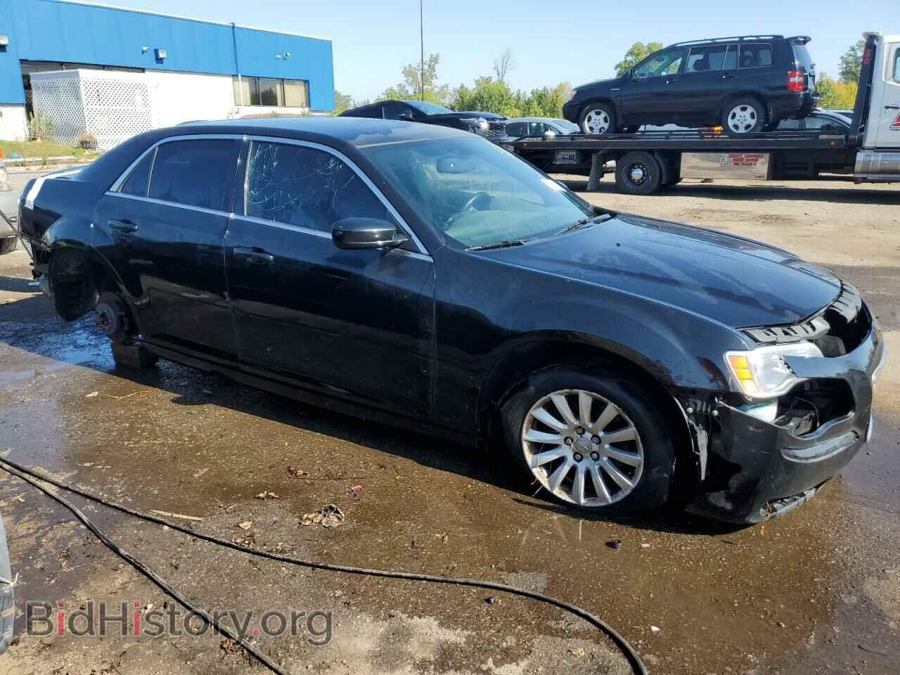 2014 CHRYSLER 300 - VIN: 2C3CCAAG9EH262015 - Фото 4