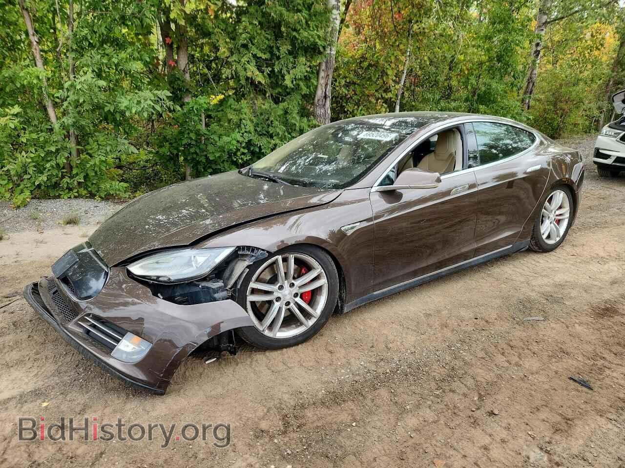 Фотография 5YJSA1H2XEFP65050 - TESLA MODEL S 2014