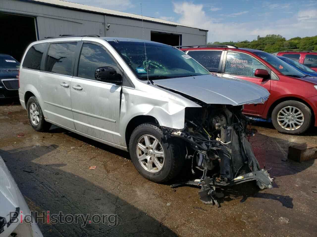 2008 CHRYSLER MINIVAN - VIN: 2A8HR54P78R690711 - Фото 4