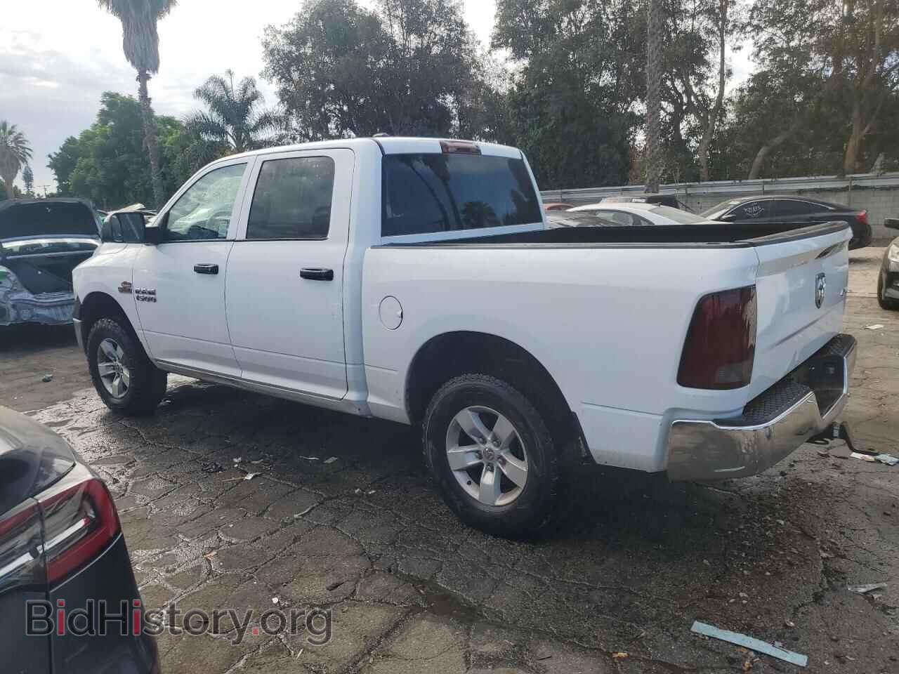 2018 RAM 1500 - VIN: 1C6RR7KM3JS228139 - Фото 2