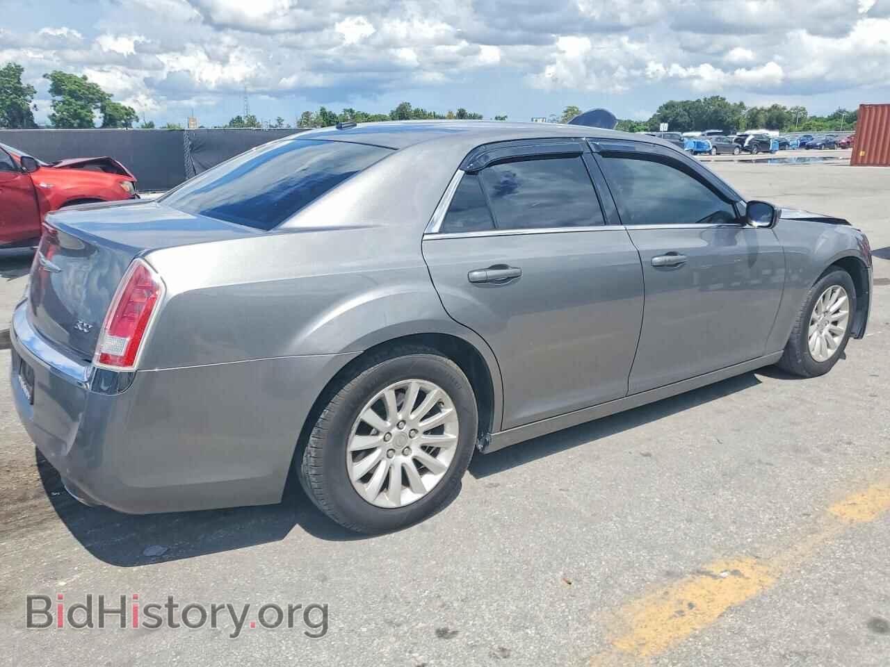 2012 CHRYSLER 300 - VIN: 2C3CCAAG2CH312928 - Фото 3