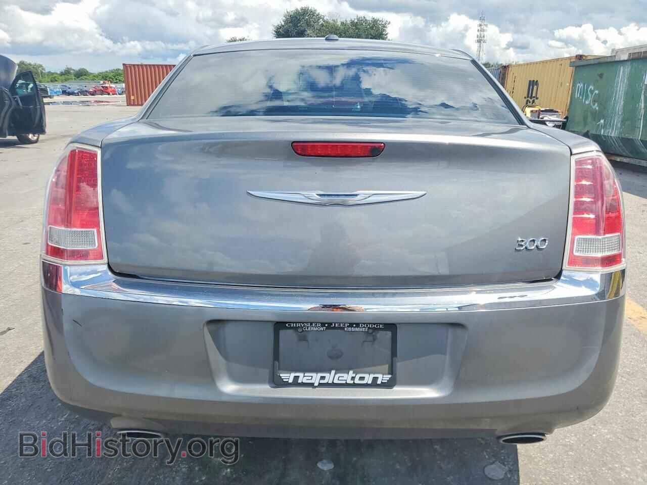 2012 CHRYSLER 300 - VIN: 2C3CCAAG2CH312928 - Фото 6