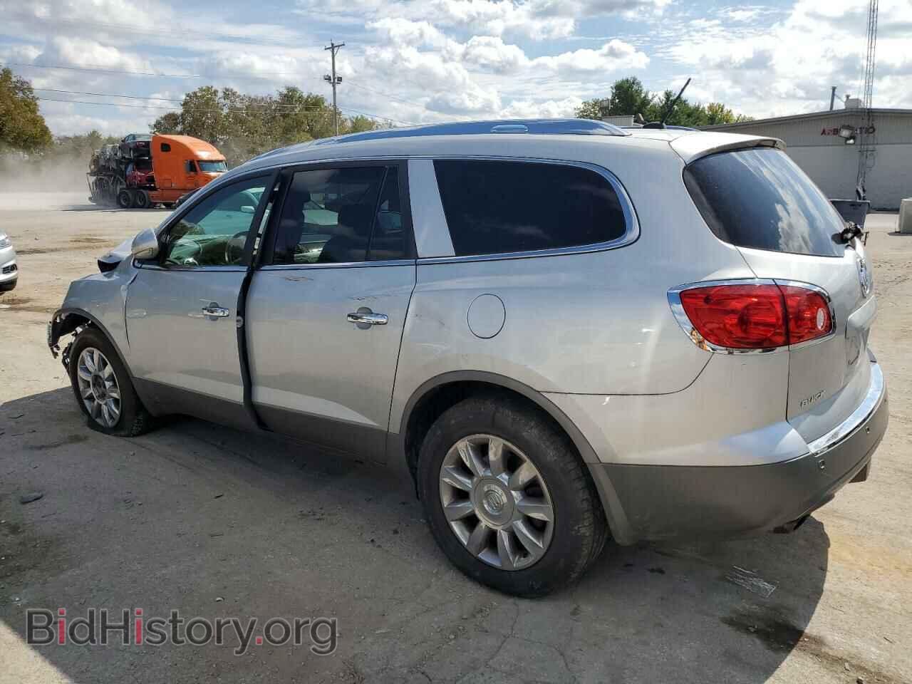 2012 BUICK ENCLAVE - VIN: 5GAKVCED4CJ202007 - Photo 2