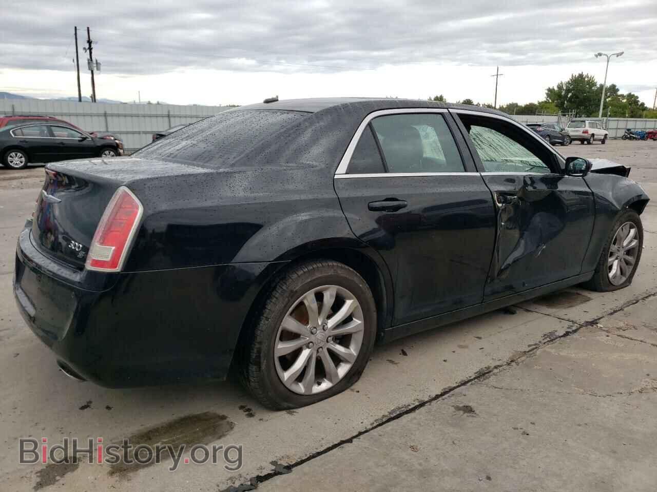 2013 CHRYSLER 300 - VIN: 2C3CCAGGXDH703818 - Фото 3