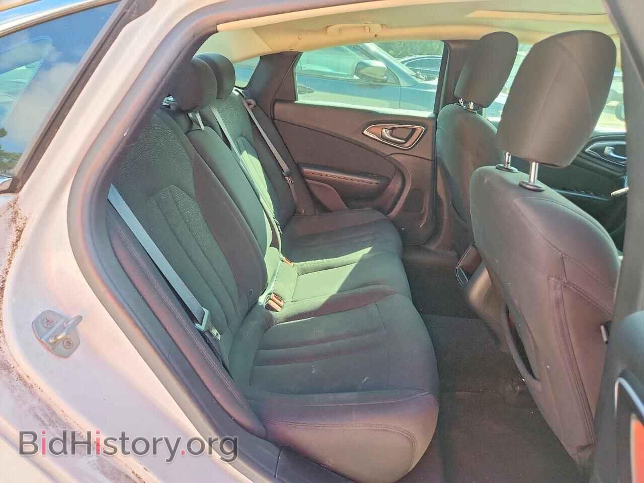 2015 CHRYSLER 200 - VIN: 1C3CCCAB4FN649323 - Photo 10