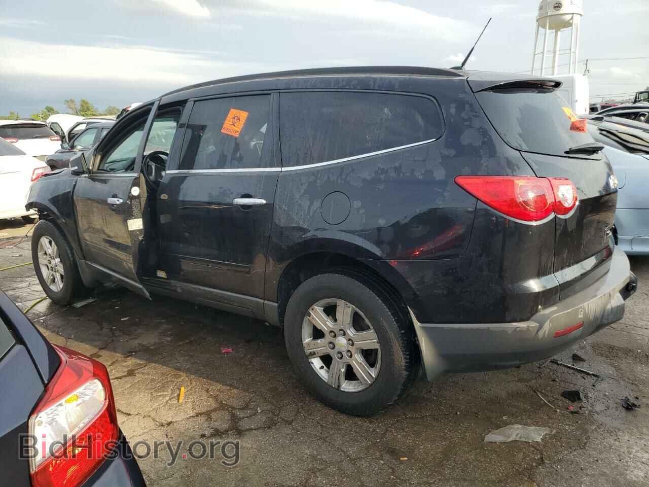 2012 CHEVROLET TRAVERSE - VIN: 1GNKRJED0CJ346877 - Фото 2
