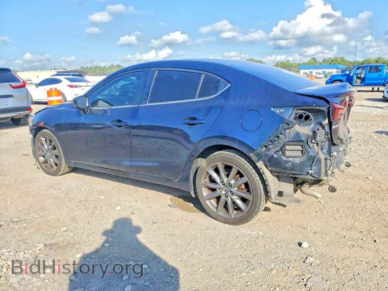 2018 MAZDA 3 - VIN: 3MZBN1V37JM215745 - Фото 2