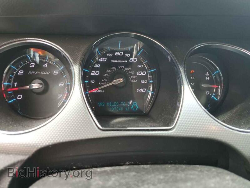 2011 Ford TAURUS (VIN 1FAHP2EW3BG123217) — photo 9 of 13