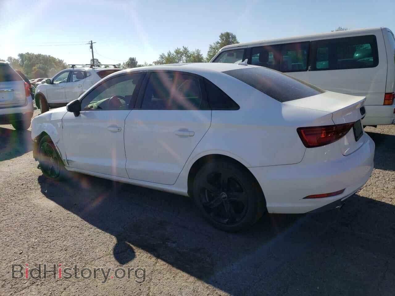 2018 AUDI A3 - VIN: WAUB8GFF6J1021708 - Фото 2
