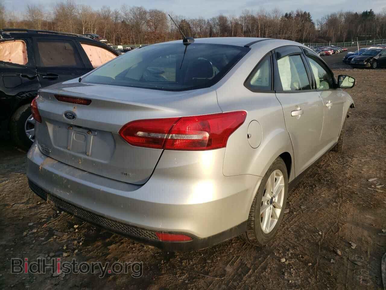 2017 FORD FOCUS - VIN: 1FADP3F29HL323597 - Фото 4