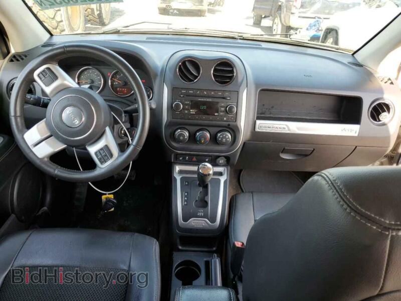 2015 Jeep COMPASS (VIN 1C4NJDEB9FD136102) — photo 8 of 14