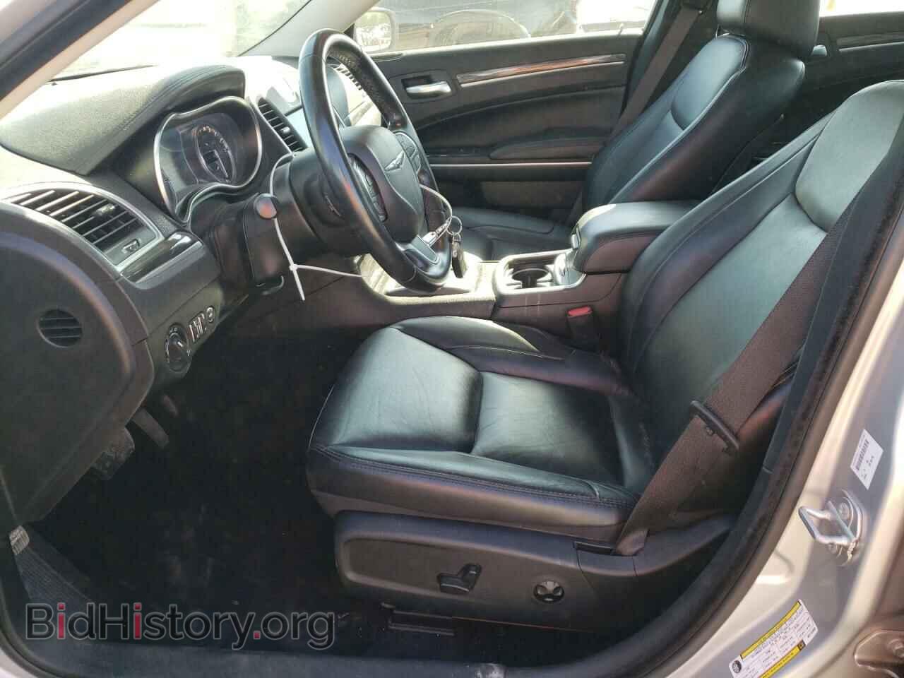 2019 CHRYSLER 300 - VIN: 2C3CCAAG1KH723008 - Фото 7