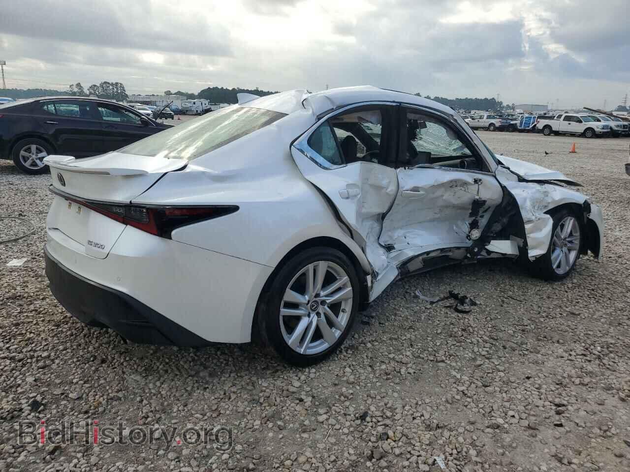 2021 LEXUS IS - VIN: JTHCA1D20M5117483 - Photo 3