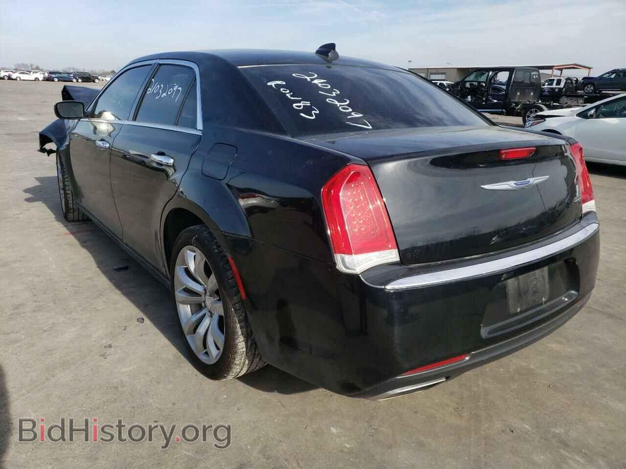 2019 CHRYSLER 300 - VIN: 2C3CCAEG5KH689276 - Фото 3