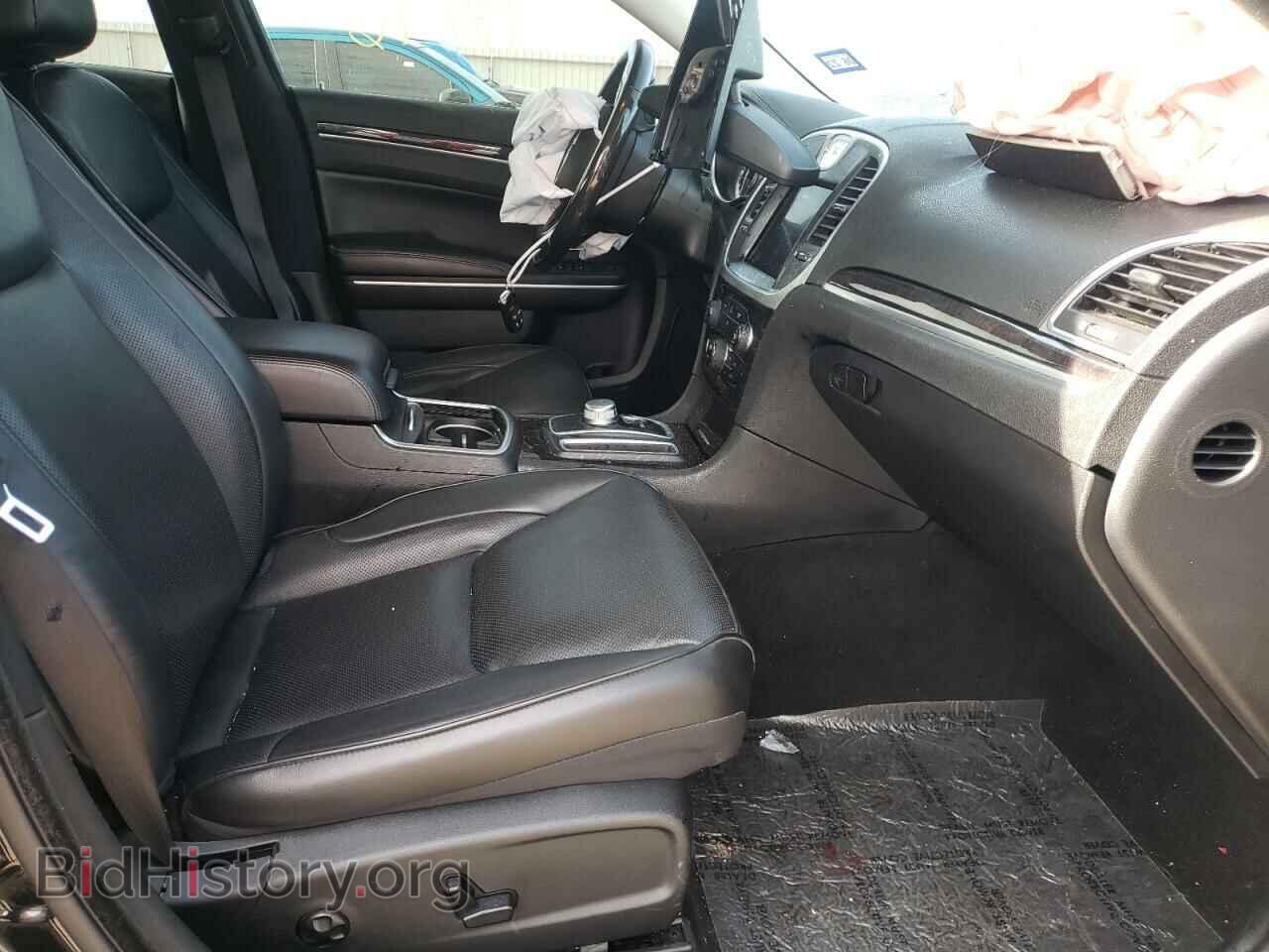 2019 CHRYSLER 300 - VIN: 2C3CCAEG5KH689276 - Фото 5