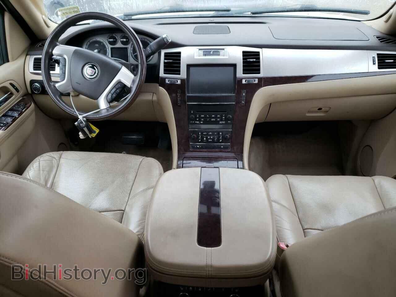 2011 CADILLAC ESCALADE - VIN: 1GYS4CEF2BR141916 - Фото 8