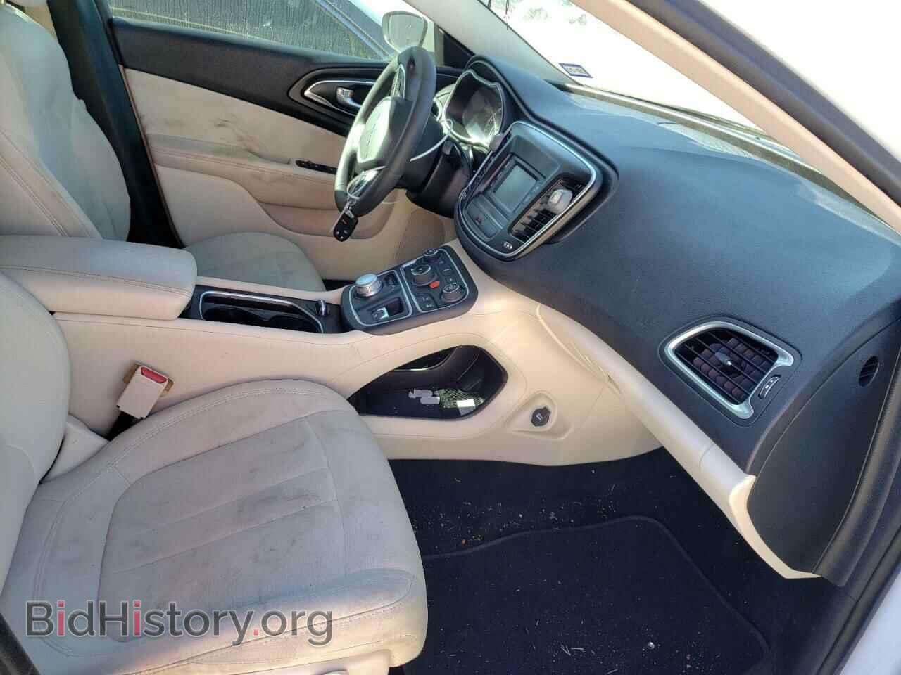 2015 CHRYSLER 200 - VIN: 1C3CCCAB0FN749368 - Photo 5