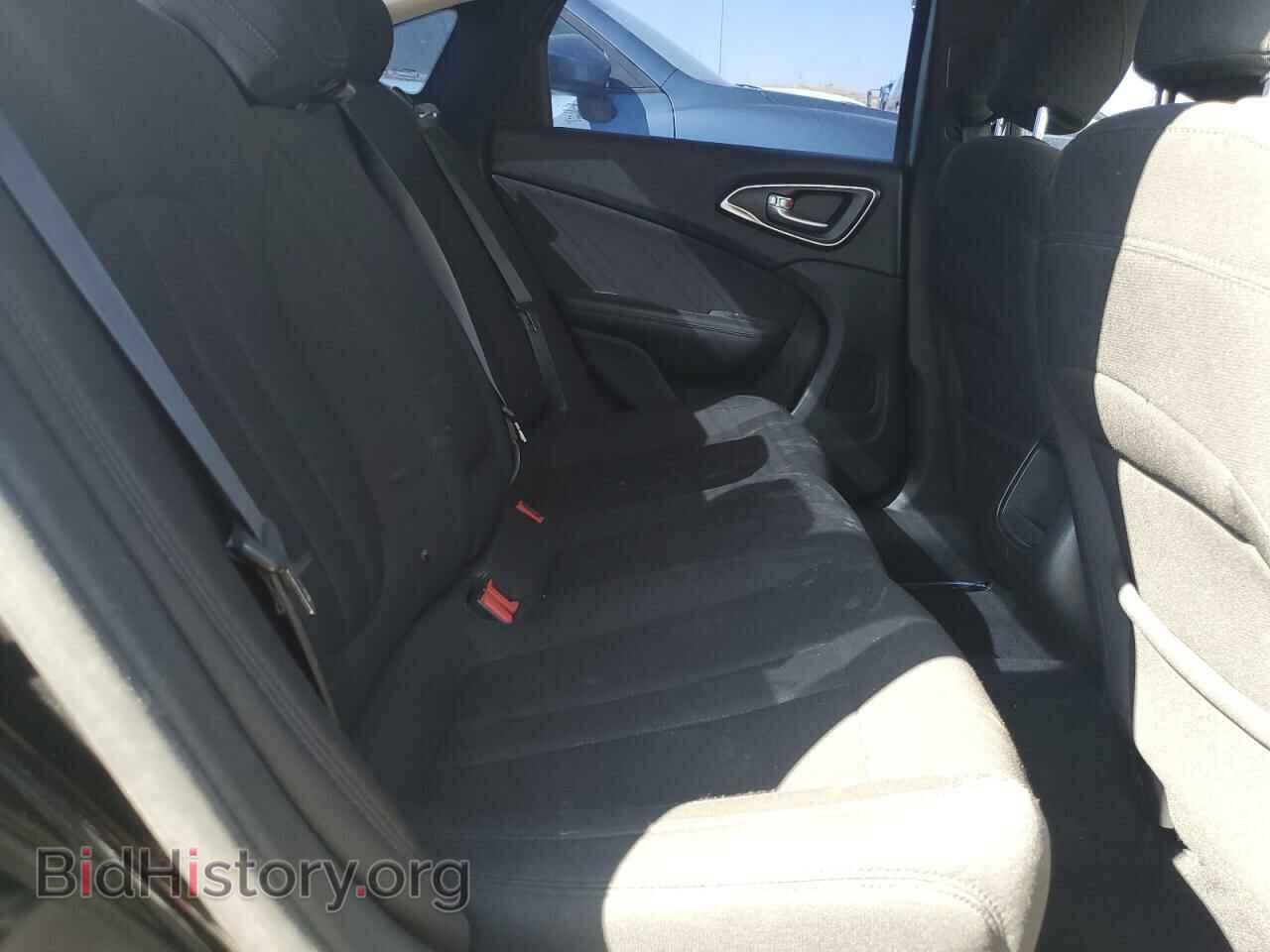 2015 CHRYSLER 200 - VIN: 1C3CCCABXFN646698 - Photo 10