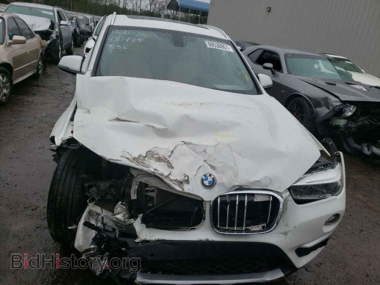2017 BMW X1 - VIN: WBXHT3C38H5F69152 - Фото 7