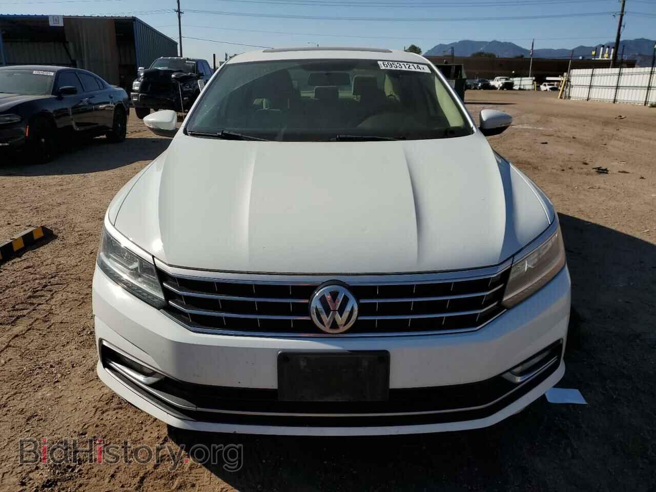 2018 VOLKSWAGEN PASSAT - VIN: 1VWBA7A32JC031237 - Фото 5
