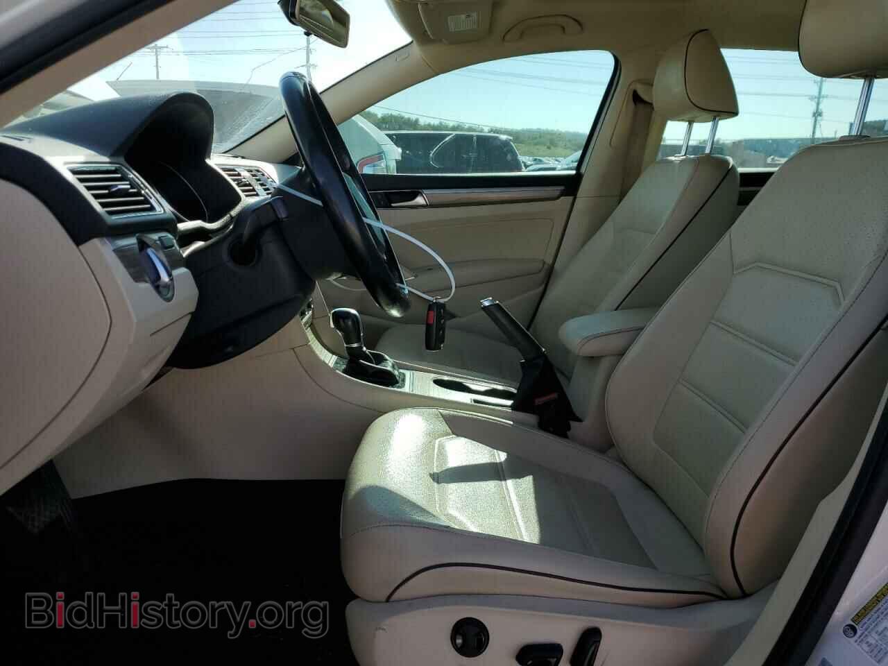 2018 VOLKSWAGEN PASSAT - VIN: 1VWBA7A32JC031237 - Фото 7
