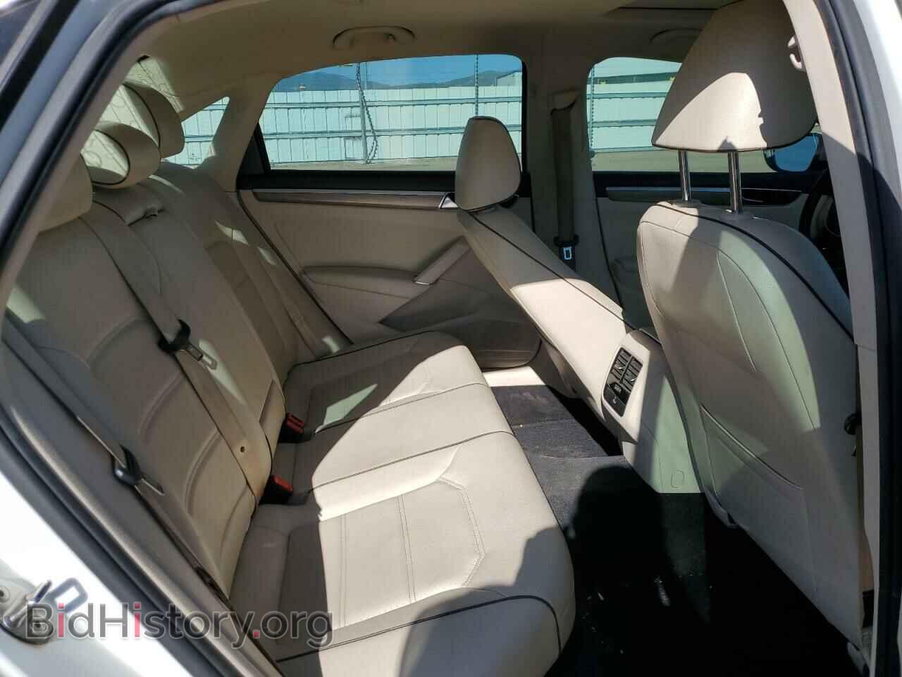2018 VOLKSWAGEN PASSAT - VIN: 1VWBA7A32JC031237 - Фото 10