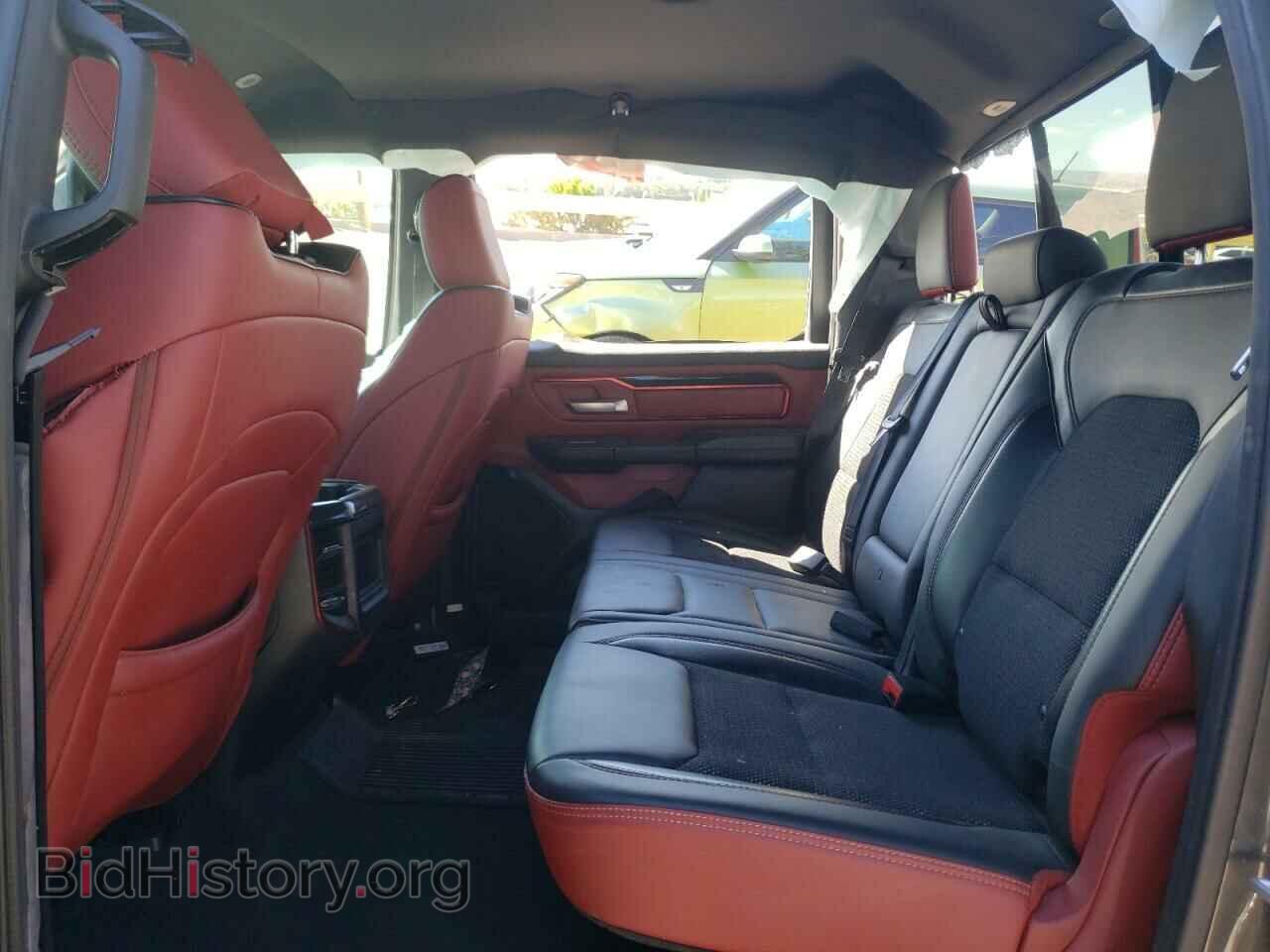 2019 RAM 1500 - VIN: 1C6SRFLT8KN725432 - Фото 10