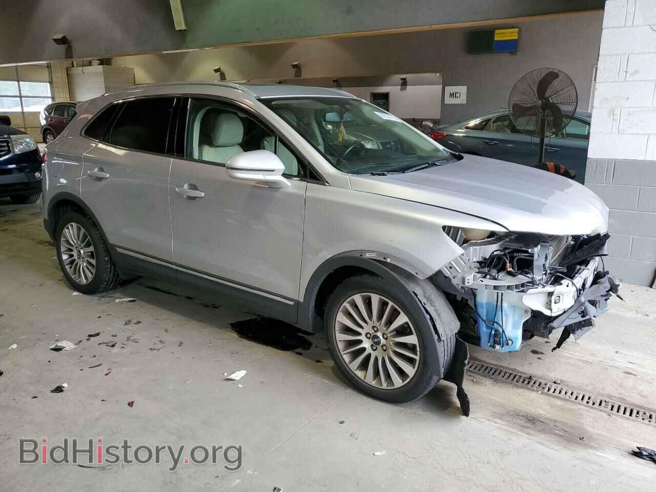 2017 LINCOLN MKC - VIN: 5LMCJ3C99HUL32733 - Photo 4