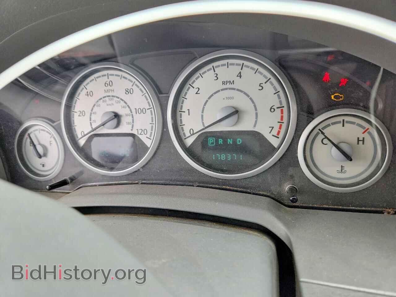 2009 CHRYSLER MINIVAN - VIN: 2A8HR54119R549100 - Photo 9