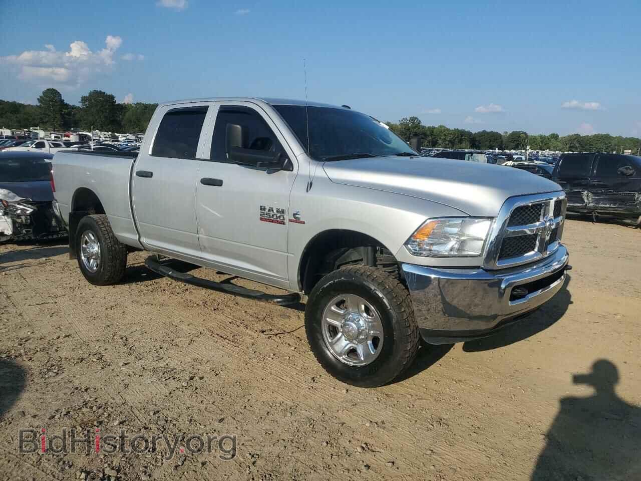 2017 RAM All Models - VIN: 3C6UR5CL6HG744386 - Photo 4