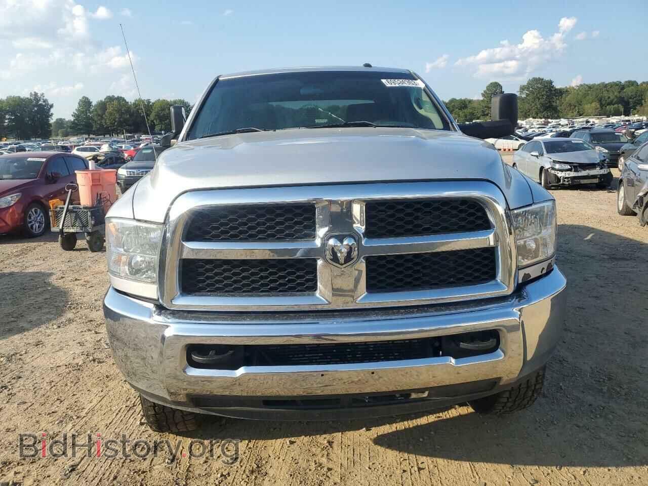 2017 RAM All Models - VIN: 3C6UR5CL6HG744386 - Photo 5