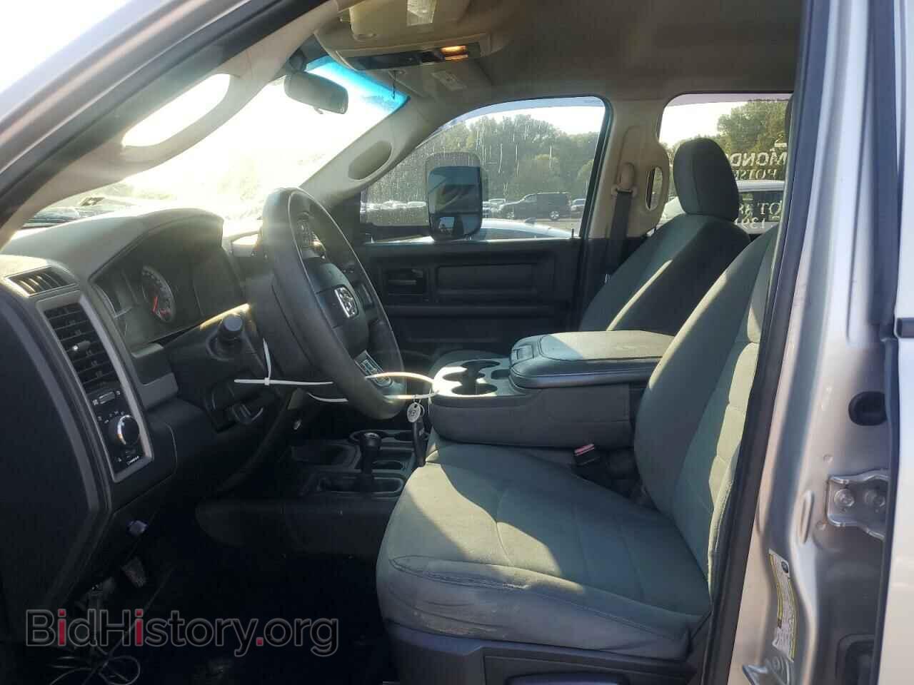 2017 RAM All Models - VIN: 3C6UR5CL6HG744386 - Photo 7
