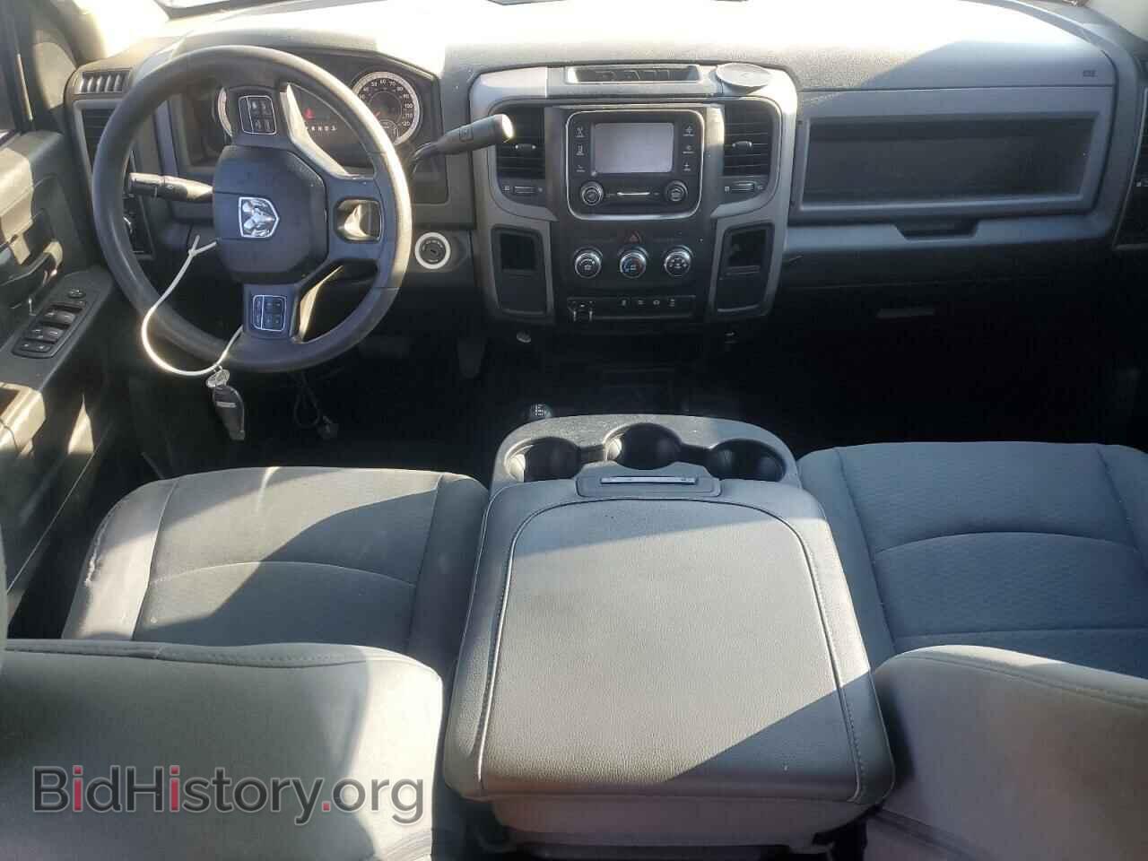 2017 RAM All Models - VIN: 3C6UR5CL6HG744386 - Photo 8